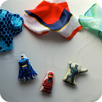 para-quedas-de-brinquedo